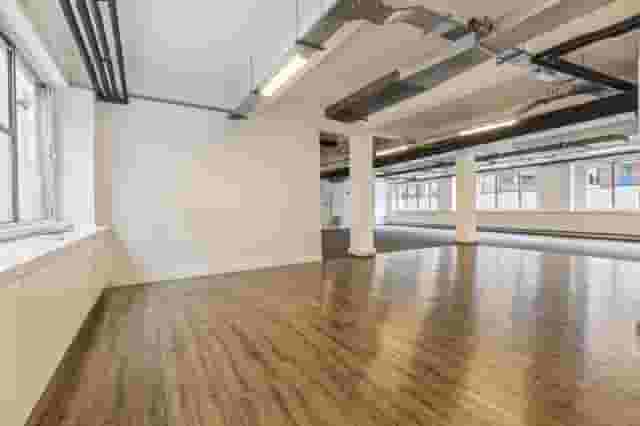 24-26 Baltic St W