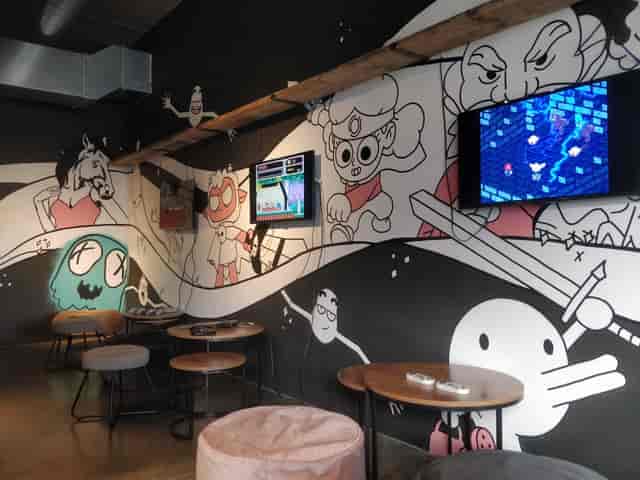 Vibrant Loading Bar Peckham with playful art, ideal for networking and team-building events.