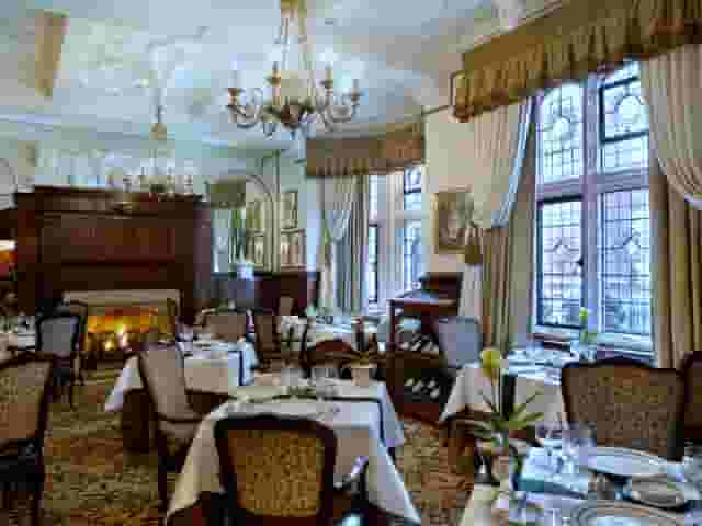 Cheneston's Restaurant
