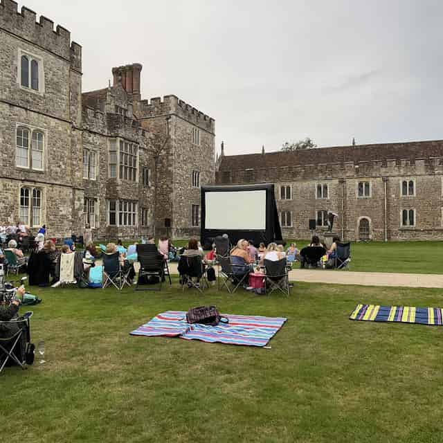 Berkshire Outdoor Cinema Hire & Events - Gocinemas.co.uk