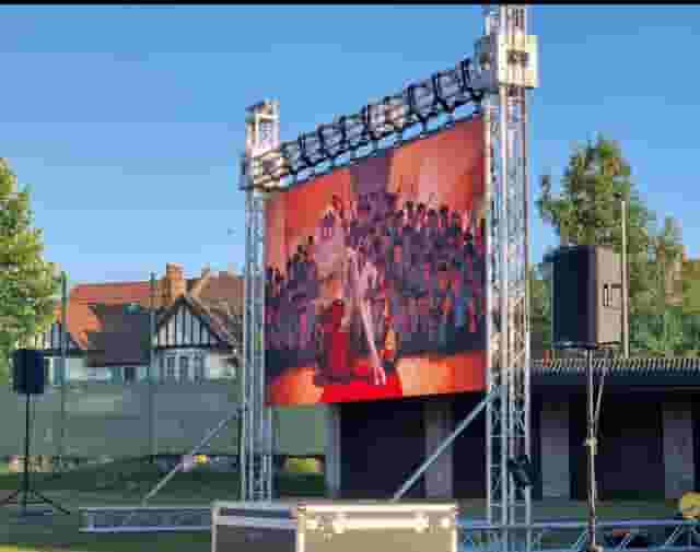 Berkshire Outdoor Cinema Hire & Events - Gocinemas.co.uk