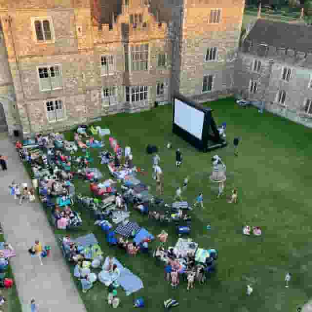 Berkshire Outdoor Cinema Hire & Events - Gocinemas.co.uk