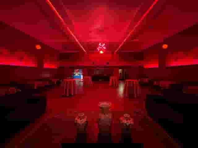 Groom's Room
