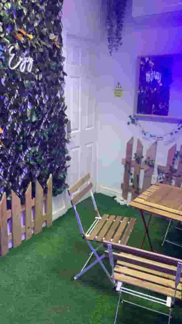 Relaks radio cafe