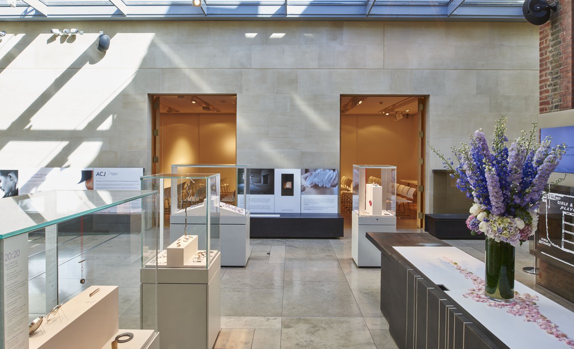 Atrium at Goldsmiths, University of London: elegant event space for upscale meetings and exhibitions. - Banner