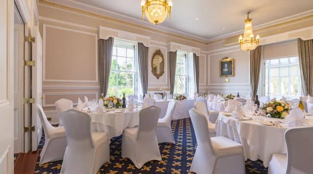 West Lodge Park Suite