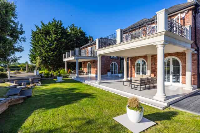 The Essex Mansion & Spa +1 more