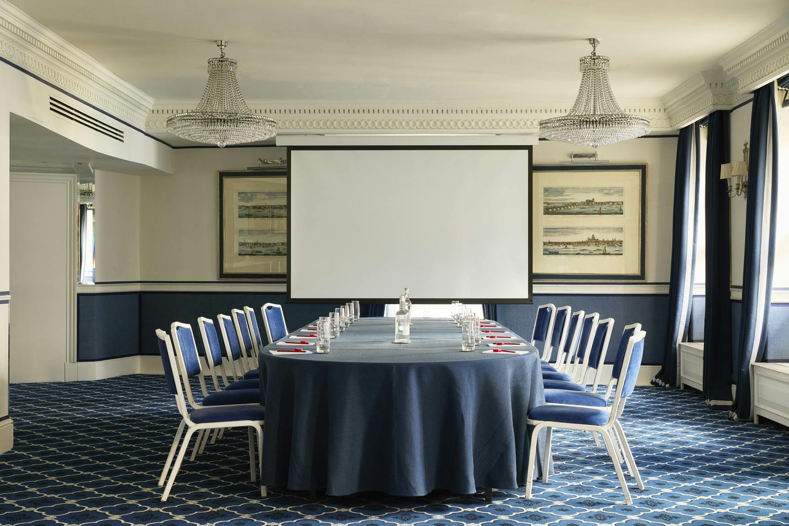 The Chesterfield Mayfair Hotel - Queen Suite image 3