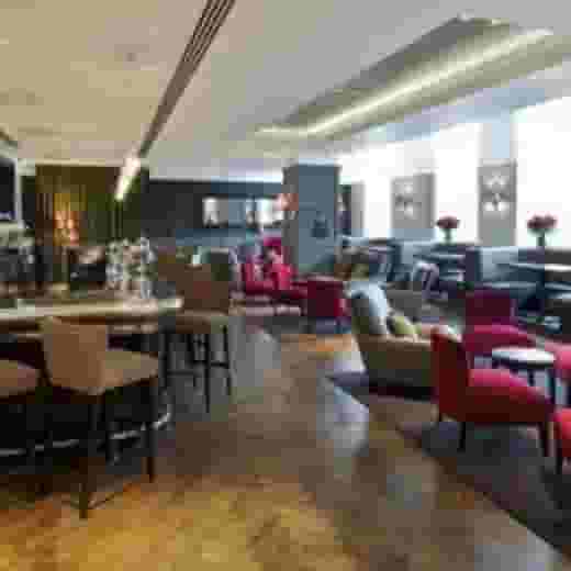 Quarter Bar & Lounge