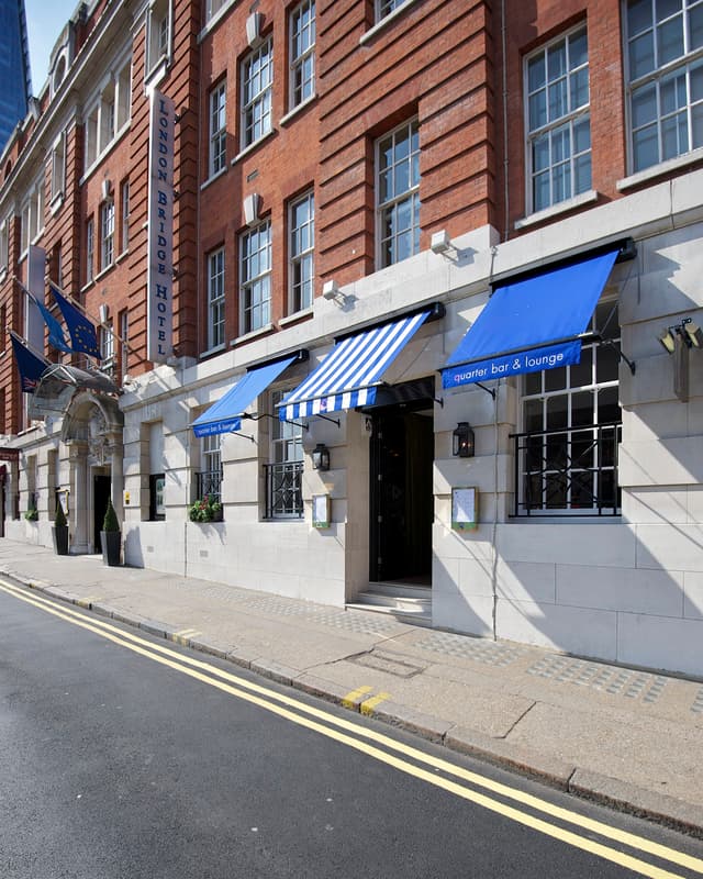 London Bridge Hotel
