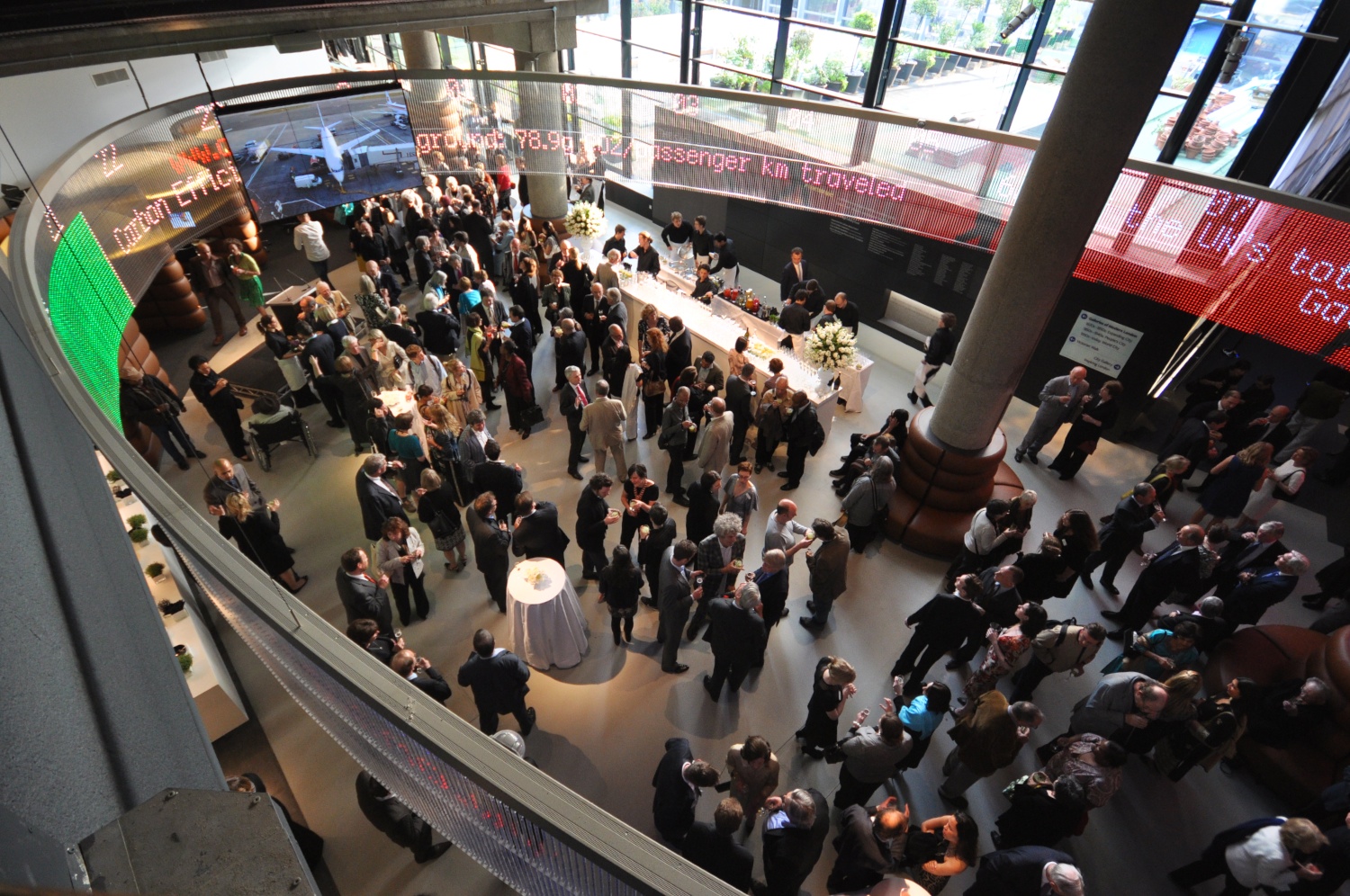 London Ellipse Hall event space with modern architecture, ideal for networking and meetings. - Banner