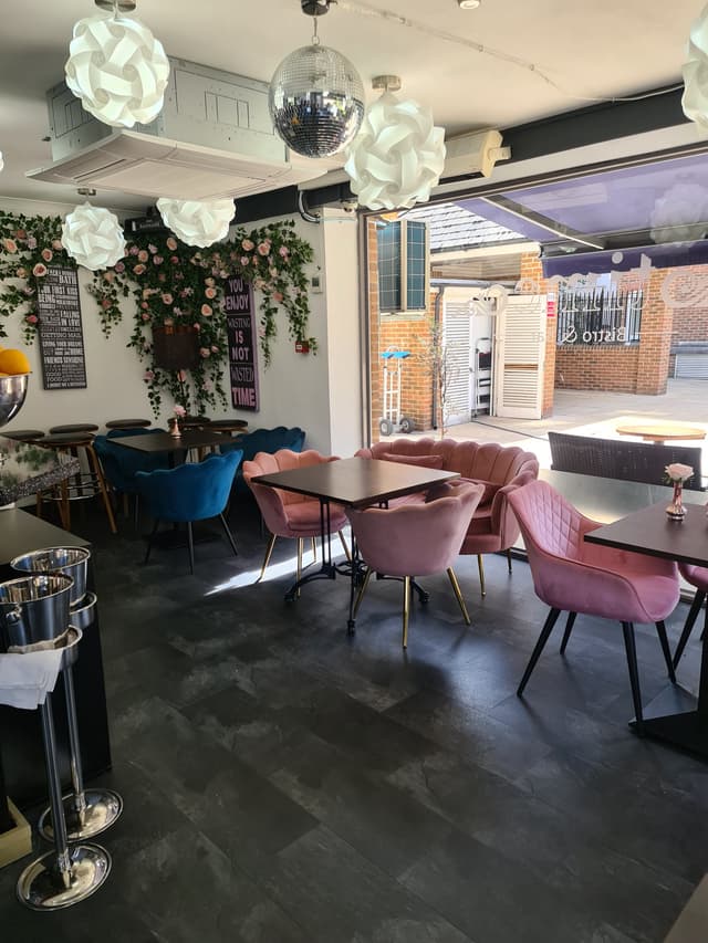 Aqua Vista Bistro Bar