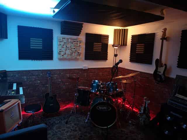 Rug 'n' Roll Music Rehearsing Studio