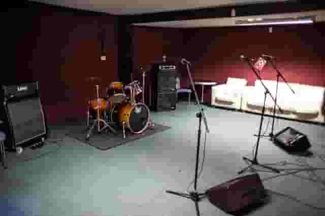 Rug 'n' Roll Music Rehearsing Studio