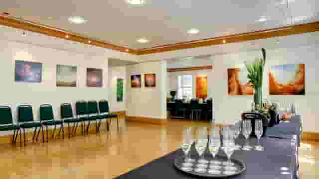 Knapp Gallery