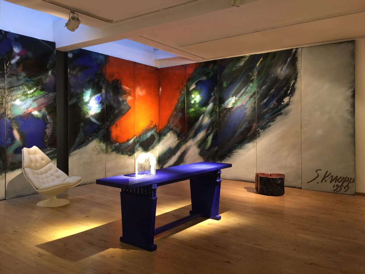 Knapp Gallery event space with vibrant colors, ideal for art gatherings and presentations.
