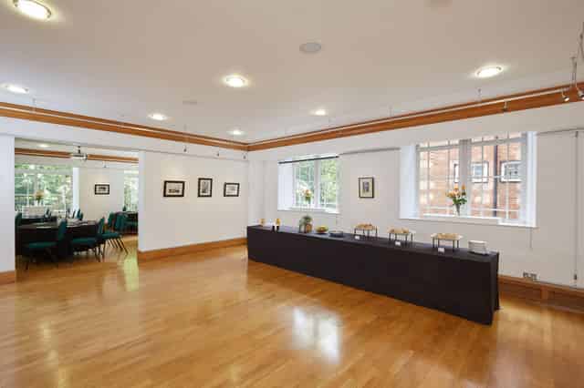 Knapp Gallery