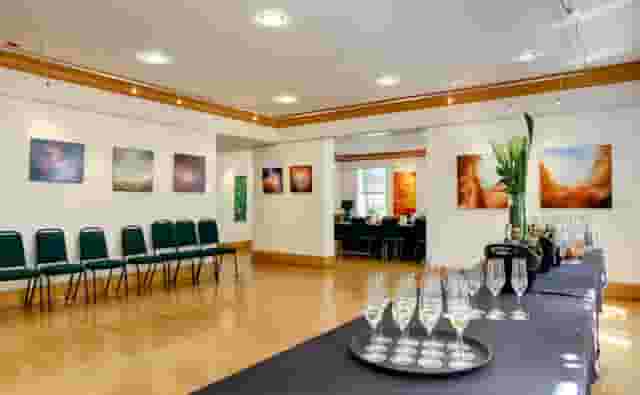 Knapp Gallery