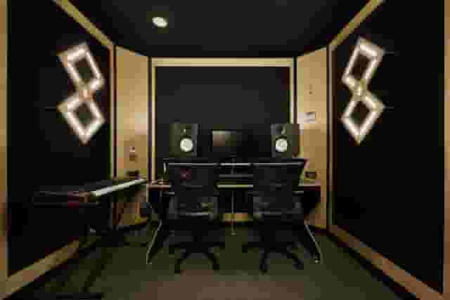 9M Studios