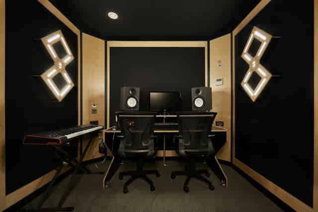 9M Studios