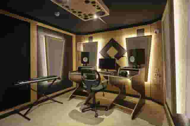 9M Studios
