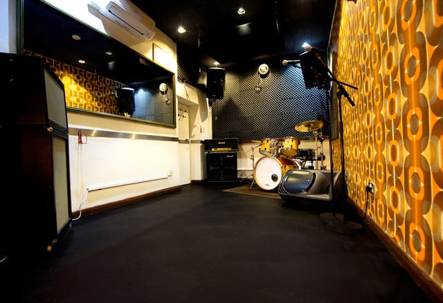 9M Studios