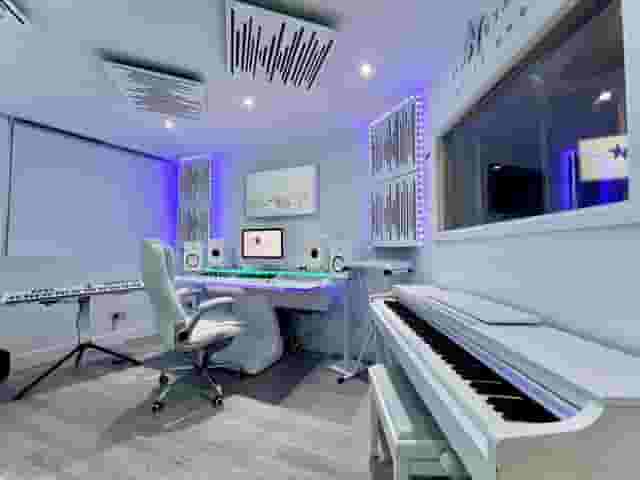 9M Studios