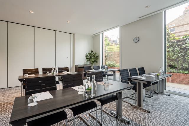 Dorsett Shepherds Bush