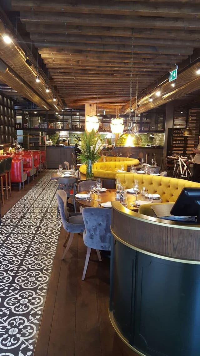 Kibele Restaurant & Bar