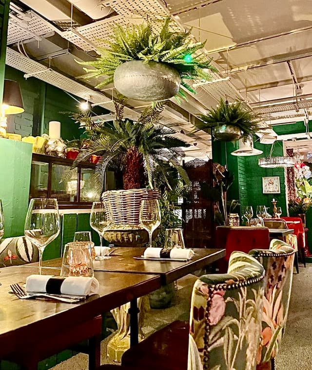 Rock & Rose Restaurant