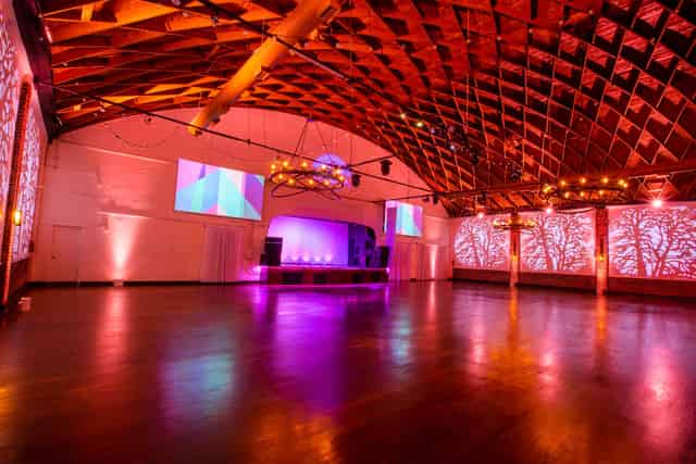 LOFT