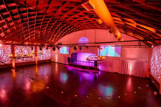 LOFT