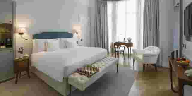 Signature suites