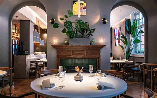 Eli’s Restaurant