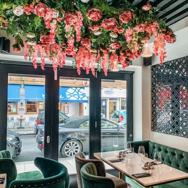 Eli's Restaurant