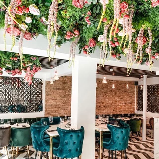 Eli's Restaurant