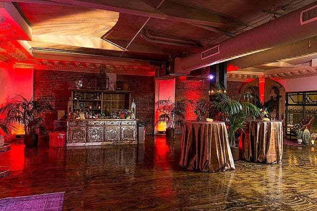 The Mezz