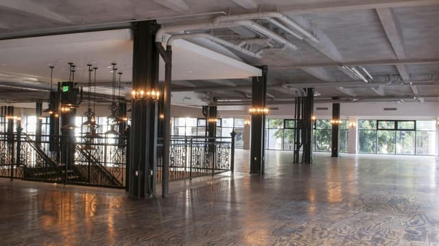 The Mezz