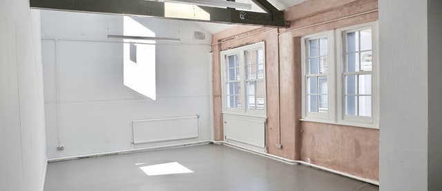 Lees Place