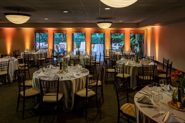 Vineyard Room