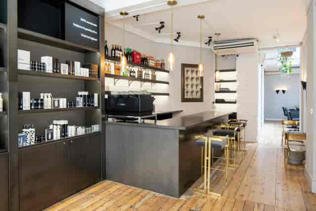 Modern Drawing Room in Electric Space, ideal for intimate meetings and events.