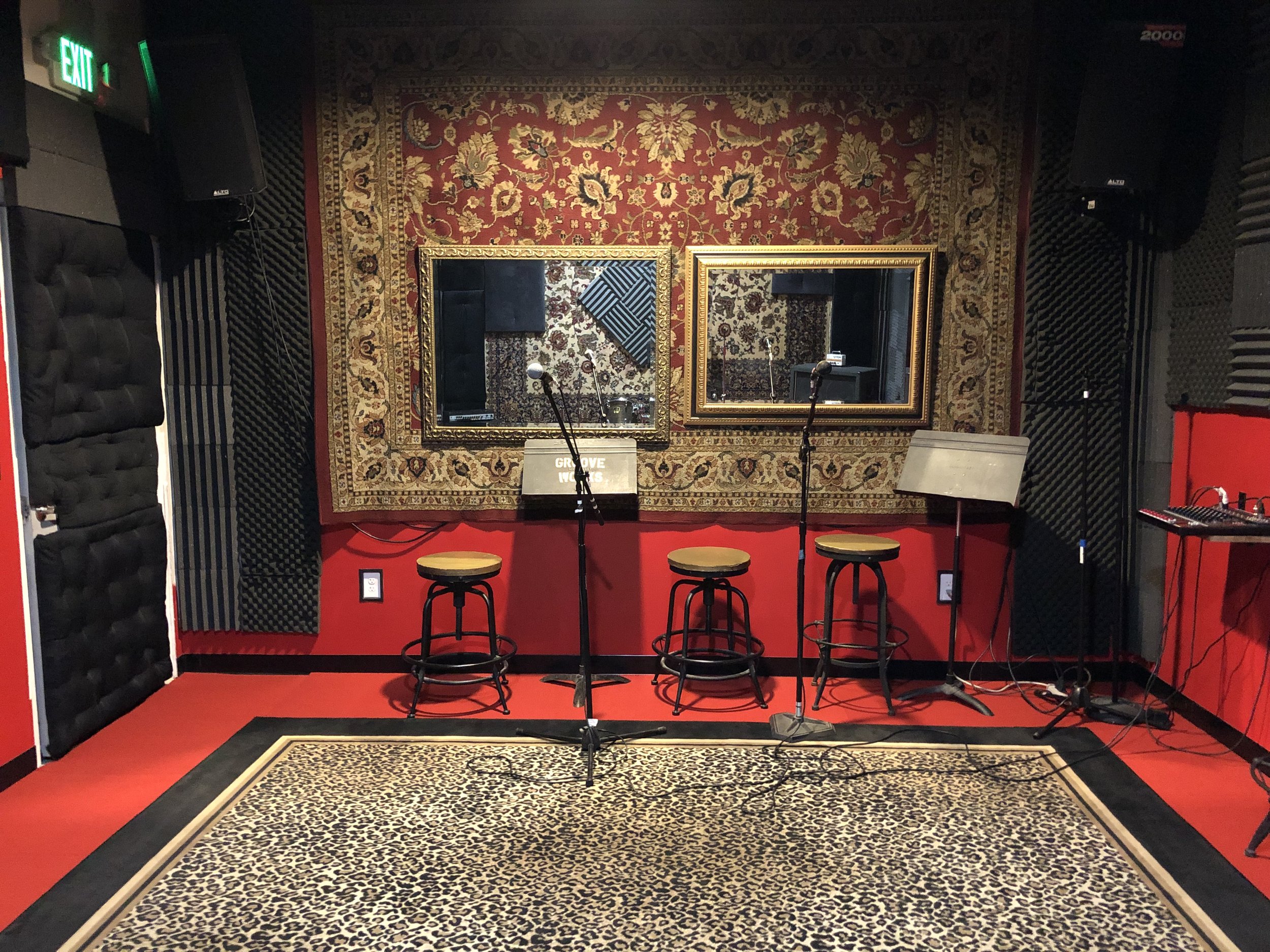 Control Room at Grooveworks Studios, ideal for intimate workshops and creative meetings.