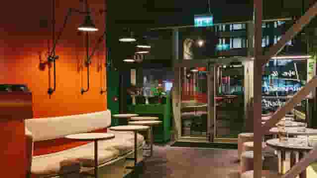 Bennie Restaurant & Bar
