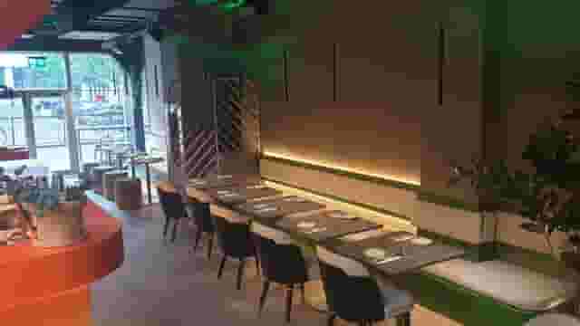 Bennie Restaurant & Bar