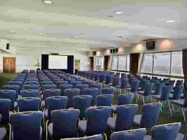 Sandown Park Racecourse