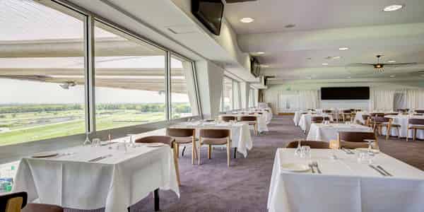Sandown Park Racecourse
