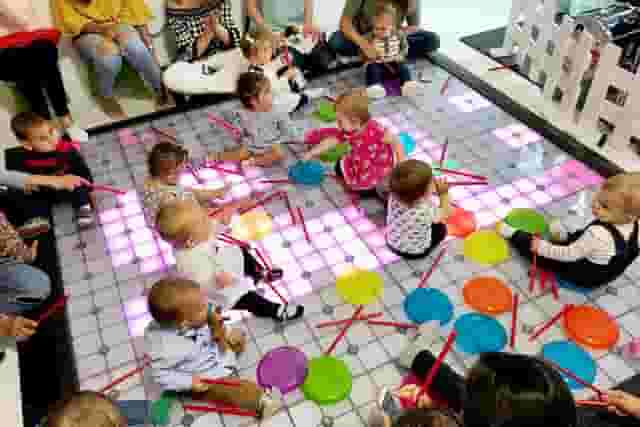 South Play