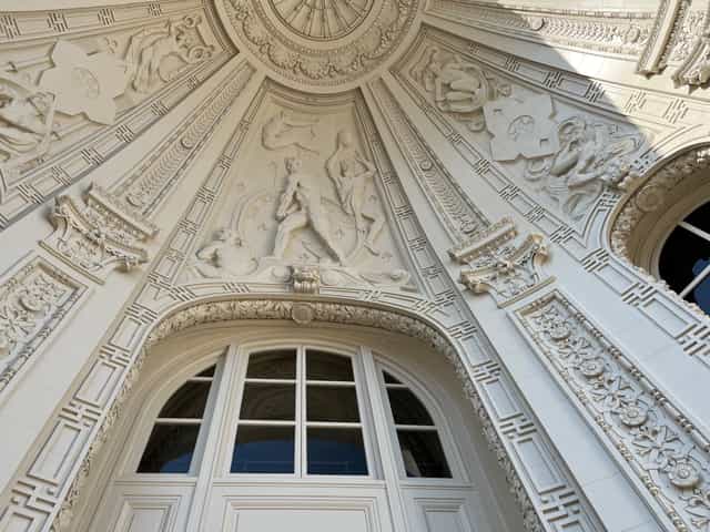 Ornate architectural feature in The Arena, ideal for gala dinners and exclusive events.