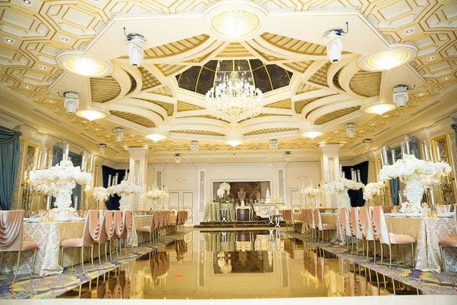 Banquet hall