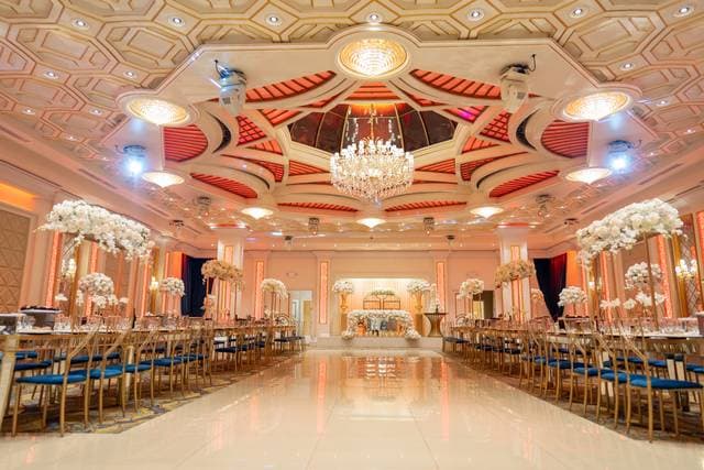 Banquet hall